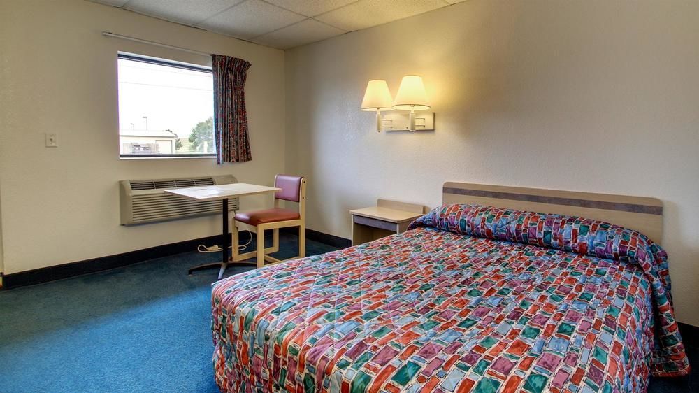 Motel 6-Salina, Ks Екстериор снимка